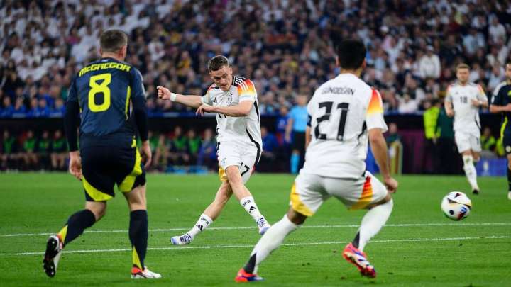 Германия Еуропа чемпионатын рекордтармен бастады