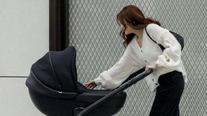 Жарты жыл бұрын босанған Ерке Есмахан салмағы қанша екенін айтты