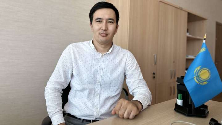 «Әнұран», «Елтаңба», «Ту»: Бұл ұғымдарға қатысты ғылыми ортақ шешім жоқ – Асылжан Бижанов