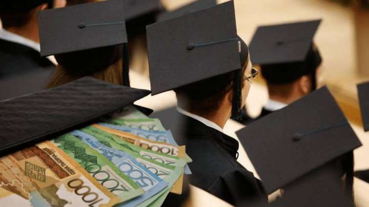 Биыл 1 қыркүйектен бастап студенттердің шәкіртақысы өседі