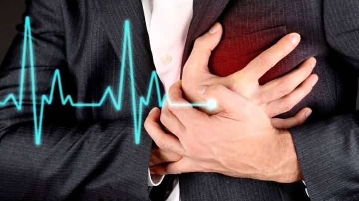 Жүрек шаншып ауырса, не істеу керек – кардиолог дәрігер кеңес береді
