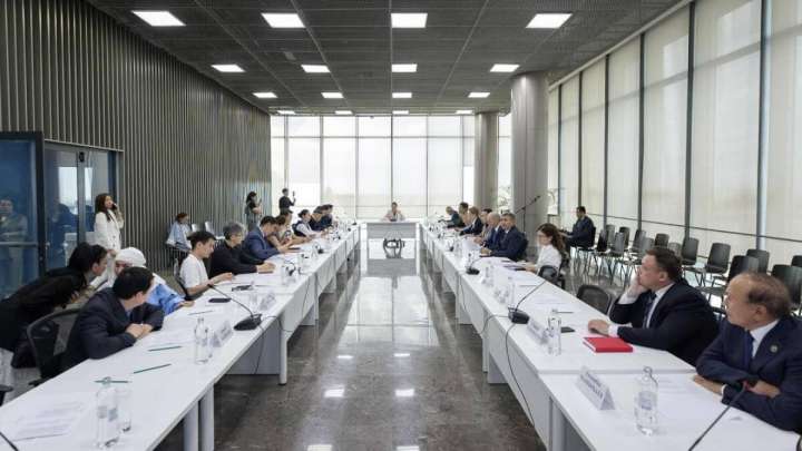 «ЛГБТ-ны насихаттауға қарсымыз» петициясын қарастыру басталды