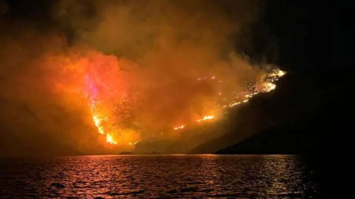 Грекиядағы өрт: СІМ ұсталғандардың арасында қазақстандықтар жоқ екенін мәлімдеді