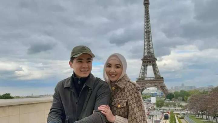 Фариза Төреәлі ата-анасына ерекше сыйлық жасады