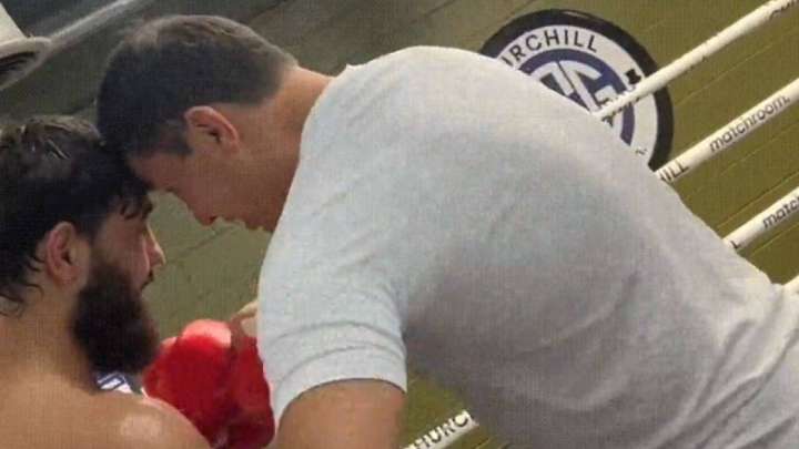 Головкиннің қазақстандық боксшыны жаттықтырып жатқан видеосы тарады