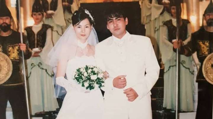 «Сынақтан сүрінбей өттік». Мейрамбек Беспаевтың жары ағынан жарылды