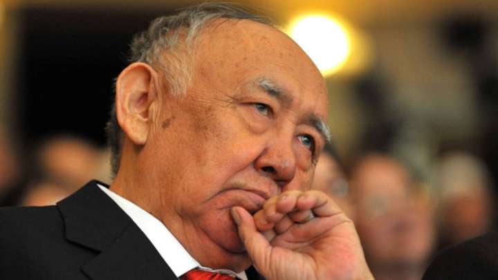 Тұманбай Молдағалиевтің өлеңдері