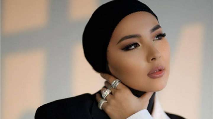 Өнерден кеткен әнші Айдана Меденова шетелге көшу туралы ойын бөлісті