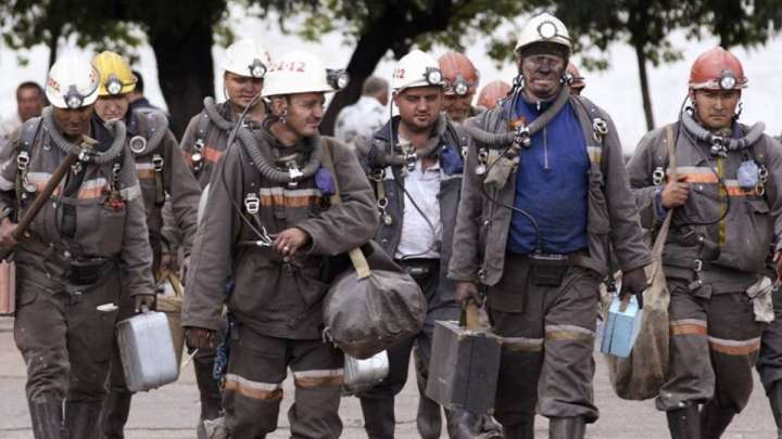 «Әділдік және өркендеу» қоры кеншілер петициясына қосылды