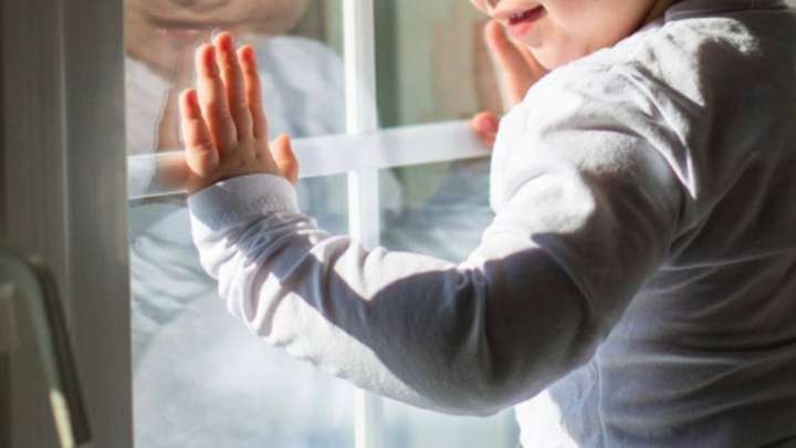 Ақмола облысында бір жастағы бала 4-қабаттан құлап кеткен