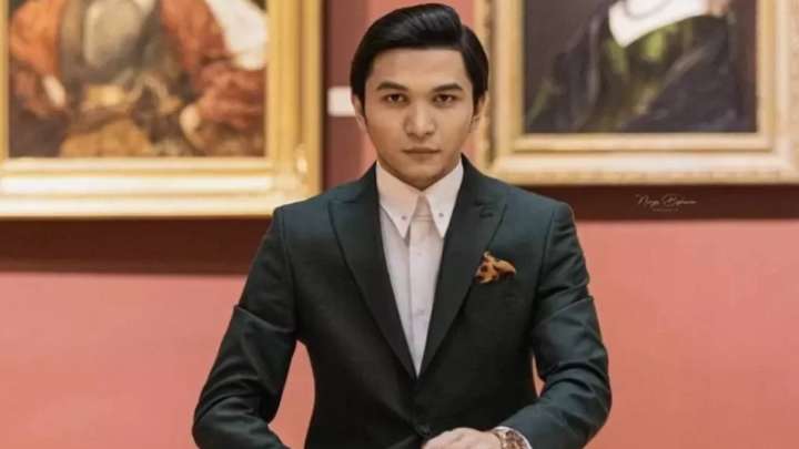 «Хиджаб кимегеннен өлтіреді». Әнші Ұланғасыр Қамиевтің үстінен іс қозғалды