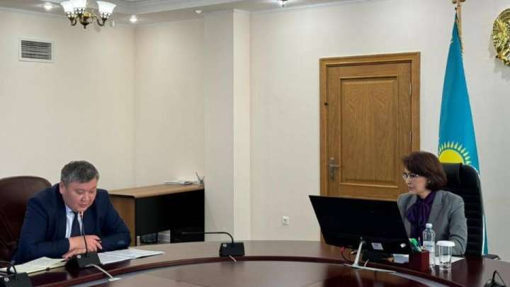 Денсаулық сақтау министрлігі дәрі-дәрмек бағасын төмендету мәселесін талқылады