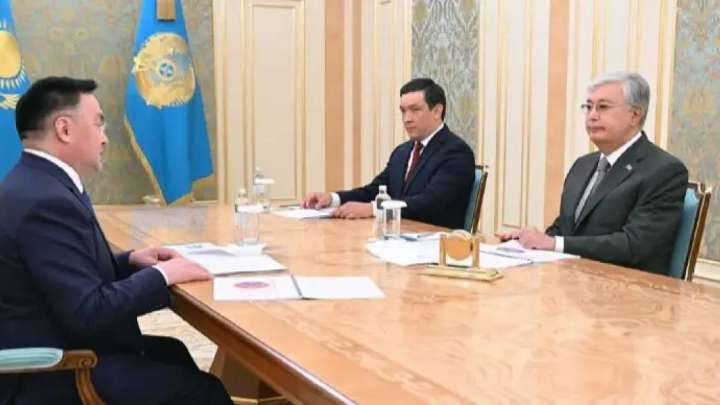 Президент Жоғарғы Сот төрағасы Асламбек Мерғалиевті қабылдады