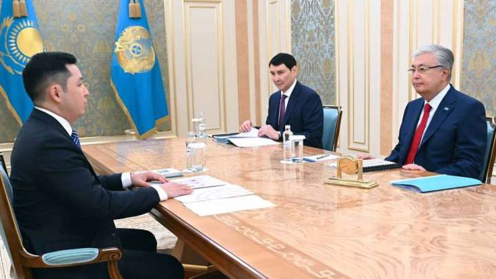 Тоқаев «Астана» қаржы орталығының басшысы Бектұровты қабылдады