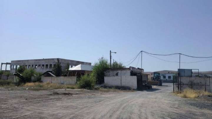 Жамбыл облысында бағасы 30 млн теңге тұратын өндірістік база 270 мыңға сатылып кеткен