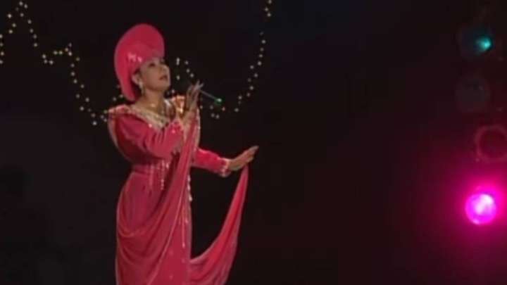 Мақпал Жүнісова Мадина Ералиеваға әсерлі жазба арнады