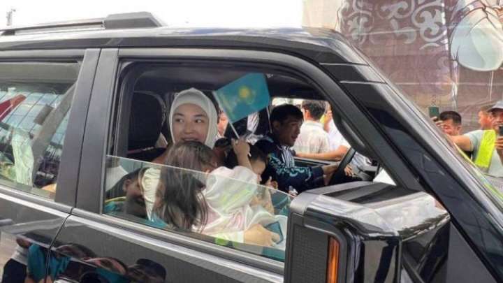 Ғұсман Қырғызбаевқа көлік мінгізді