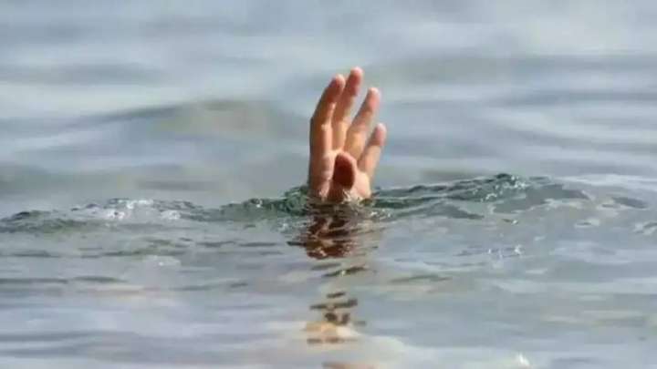 Мойнына гір тасын байлап, өзенге батырып жіберген. Қылмыс жасаушыларға жаза тағайындалды