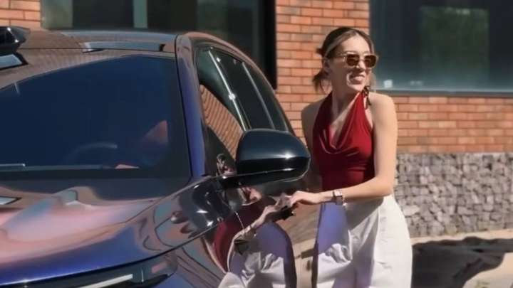 «Асханамыздың чемпионы». Kalifarniya келіншегіне ерекше сыйлық жасады