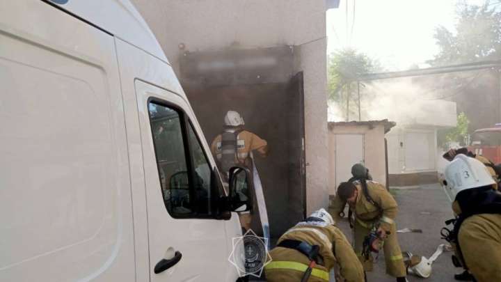 Кеше жеті өңірде тұрғын үйлерден шыққан өрт сөндірілді