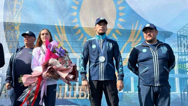 Нұрбек Оралбай Астанаға келді