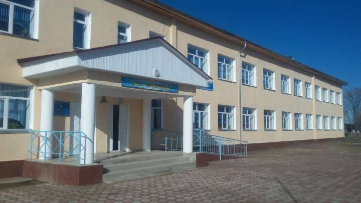 Мектептерде инклюзивті білім беруге жағдай жасалған ба?