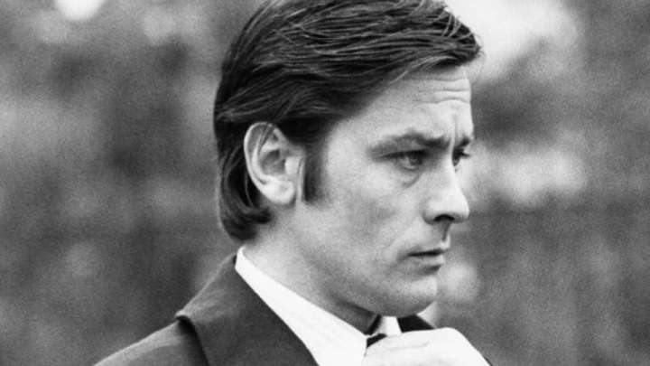 Атақты кино жұлдызы Ален Делон қайтыс болды