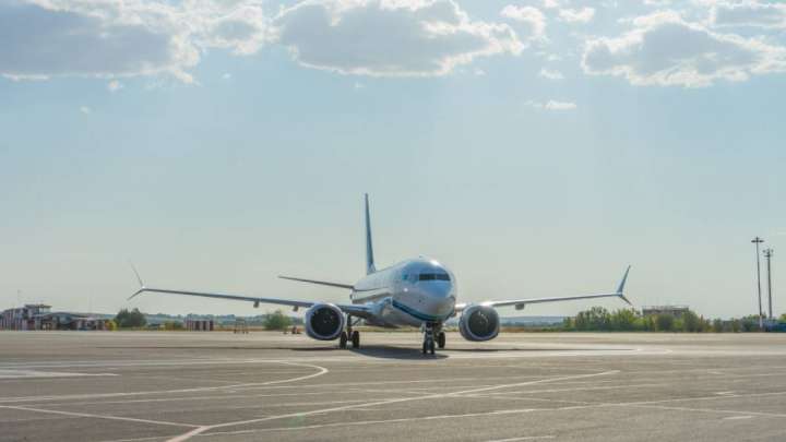 Зақымданған ұшақ Ақтөбеден Алматыға кешігіп ұшты