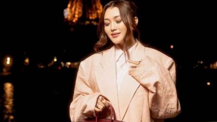 Ерке Есмахан ажырасқан қыздарға кеңес берді