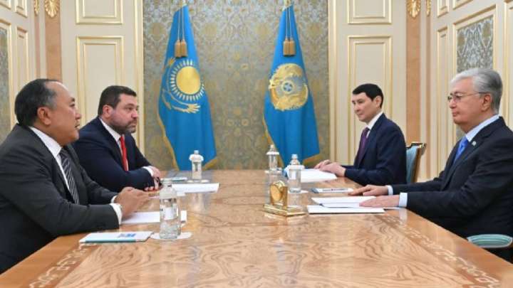 Қасым-Жомарт Тоқаев Kaspi.kz компаниясының негізін қалаушылар Вячеслав Ким мен Михаил Ломтадзені қабылдады