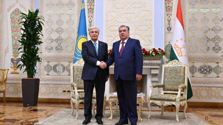 Қазақстан мен Тәжікстан президенттері шағын құрамда келіссөз жүргізді