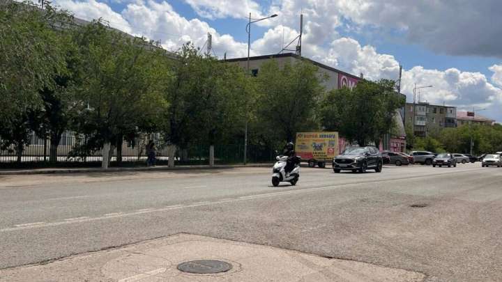 Мопедші жүк көлігіне соғылып қаза тапты