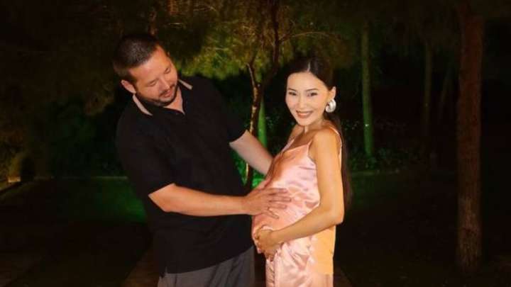 Айсәуле Бақытбек шетелде гендер-пати ұйымдастырды