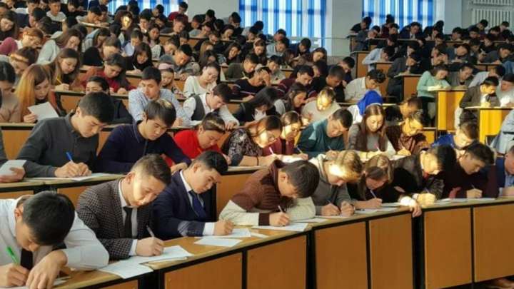 Студенттердің стипендиясы  50%-ға көбейеді