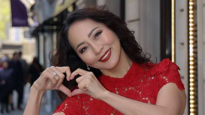 «Маңдайыма жазған». Айгүл Иманбаеваның енесі танымал әнші болып шықты