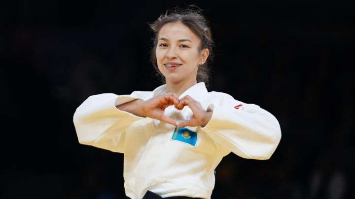 Ақмарал Науатбек - Париждегі Паралимпия ойындарының жеңімпазы