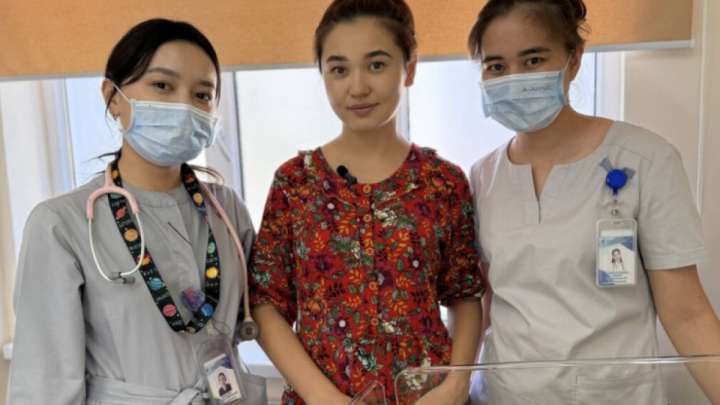 Шымкенттік дәрігерлер 1 келіге де жетпей туған баланы аман алып қалды