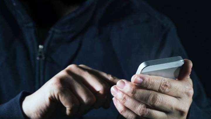 “Әкім орынбасарымын”: Түрмеде отырған алаяқ кәсіпкерді алдап кетті