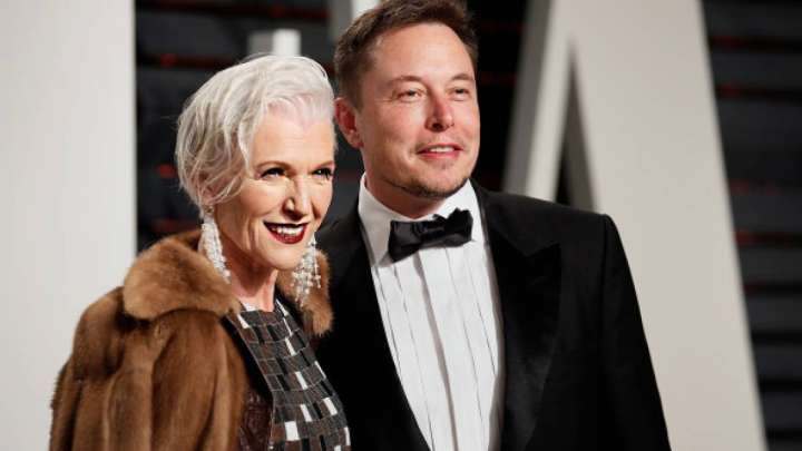 Илон Масктің анасы Алматыға келеді