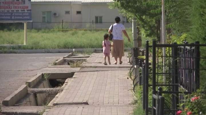 Түркістан облысында ауыл тұрғыны мен қызын өз үйінде өлтіріп кеткен