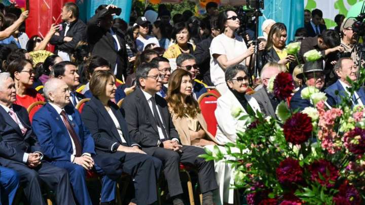 Алматы әкімі Ерболат Досаев алматылықтарды Қала күнімен құттықтады