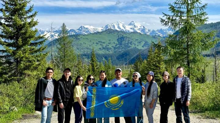 «Eastiler»  -  мықты жастардың ортасына айналған  ұйым