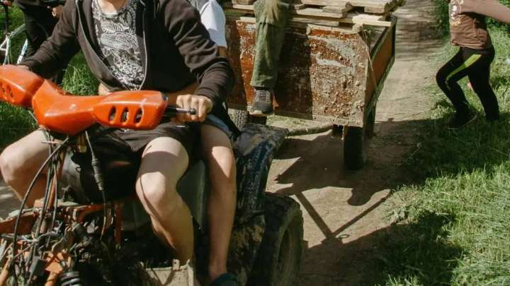 Квадроцикл аударылып, 4 жасар бала көз жұмды