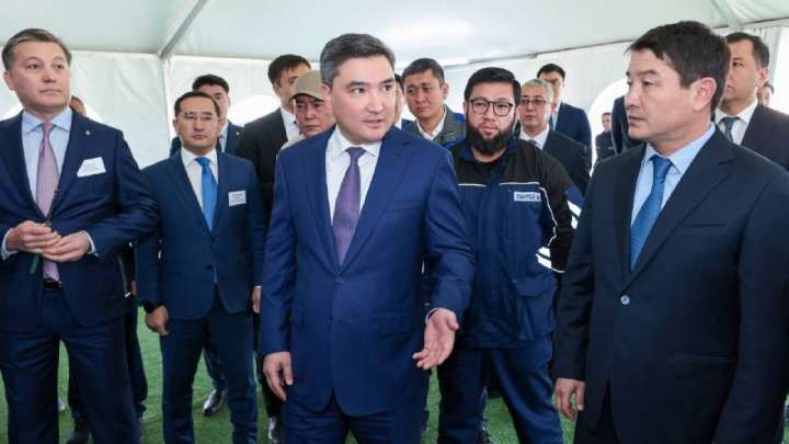 Олжас Бектенов Жаңаөзенге барды