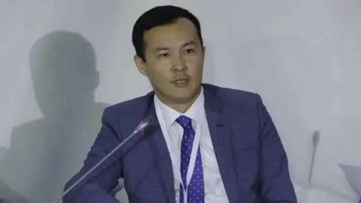 35 млн теңге пара алған Олжас Ағабековтың үкімі өзгеріссіз қалды