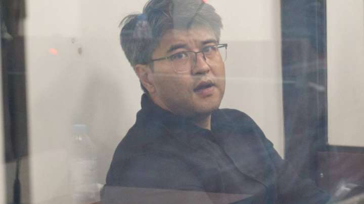 Бишімбаев 16 млн материалдық және моральдық шығынды өтеді