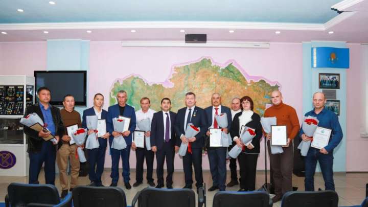 Облыс басшылығы атом саласы қызметкерлерін құттықтады