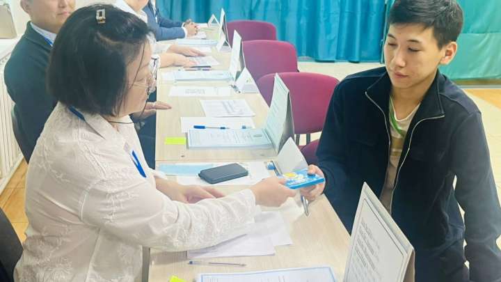 Референдум-2024: Алматыда дауыс беруге арналған сайлау учаскелері ашылды