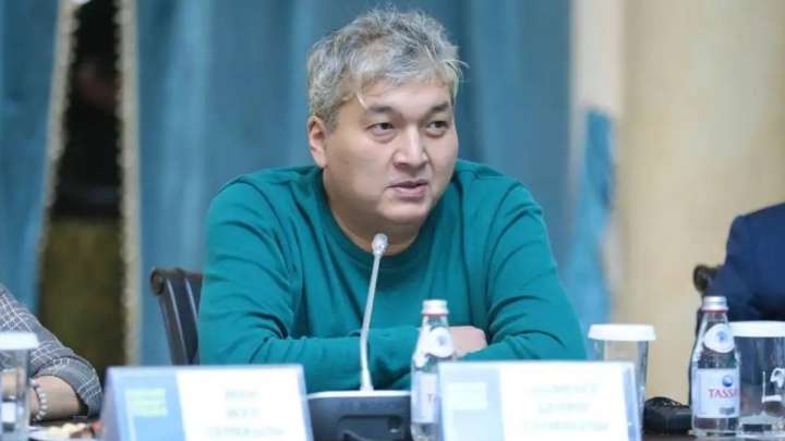 Саясаттанушы: Кәсібиліктің орнын арандатушылық басып барады