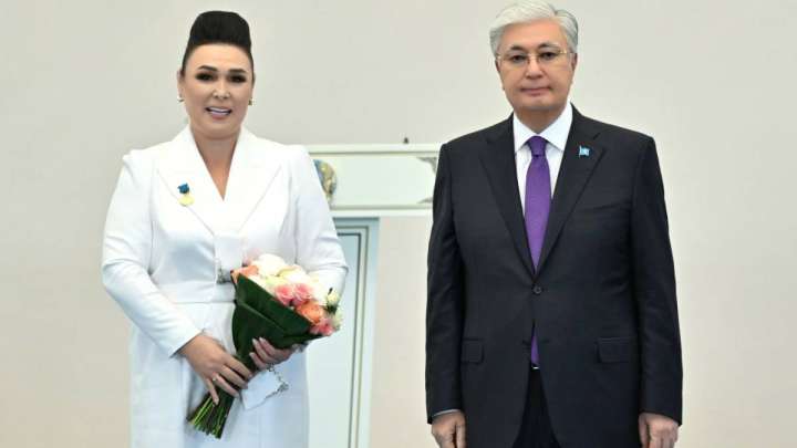 «Енді сахнаға ұялмай шығамын»: Майра Мұхамедқызы Халық әртісі атағын ұзақ күткенін айтты